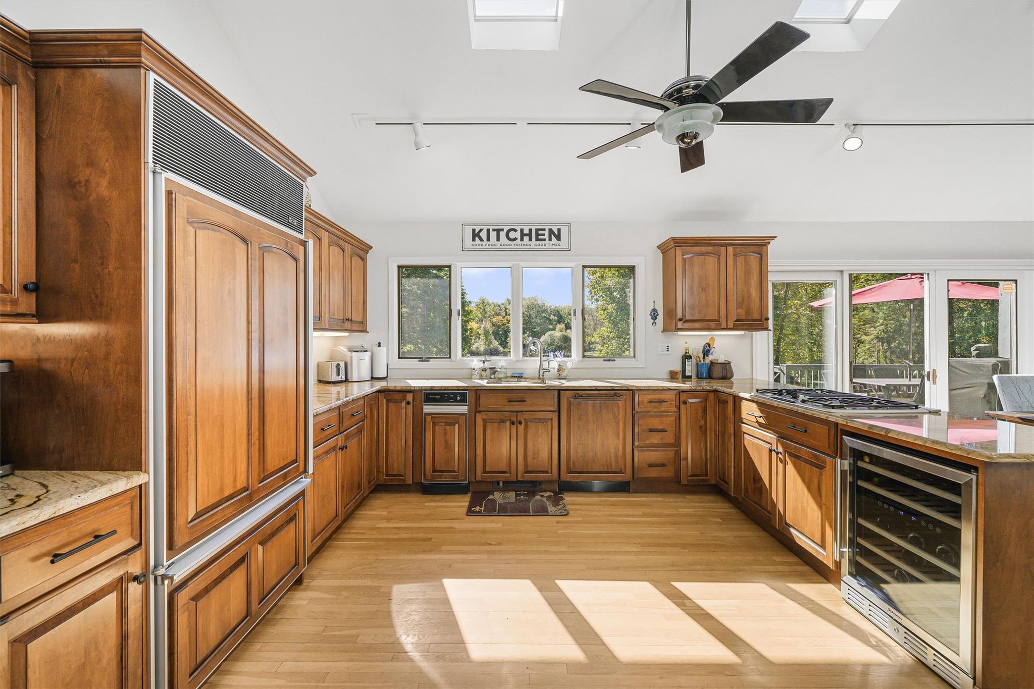 286 S Mountain Road, New City, New York image 16