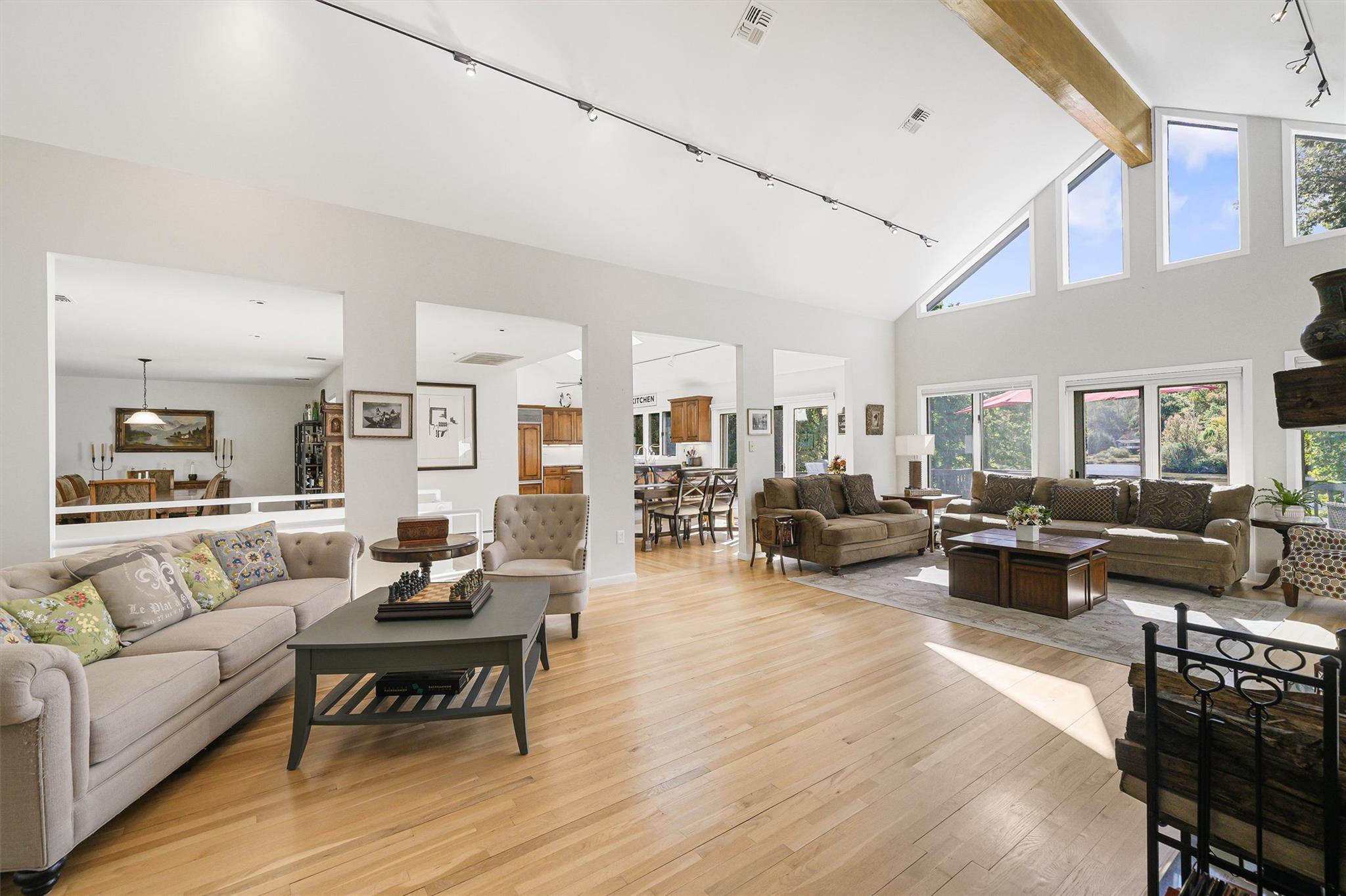 286 S Mountain Road, New City, New York image 10