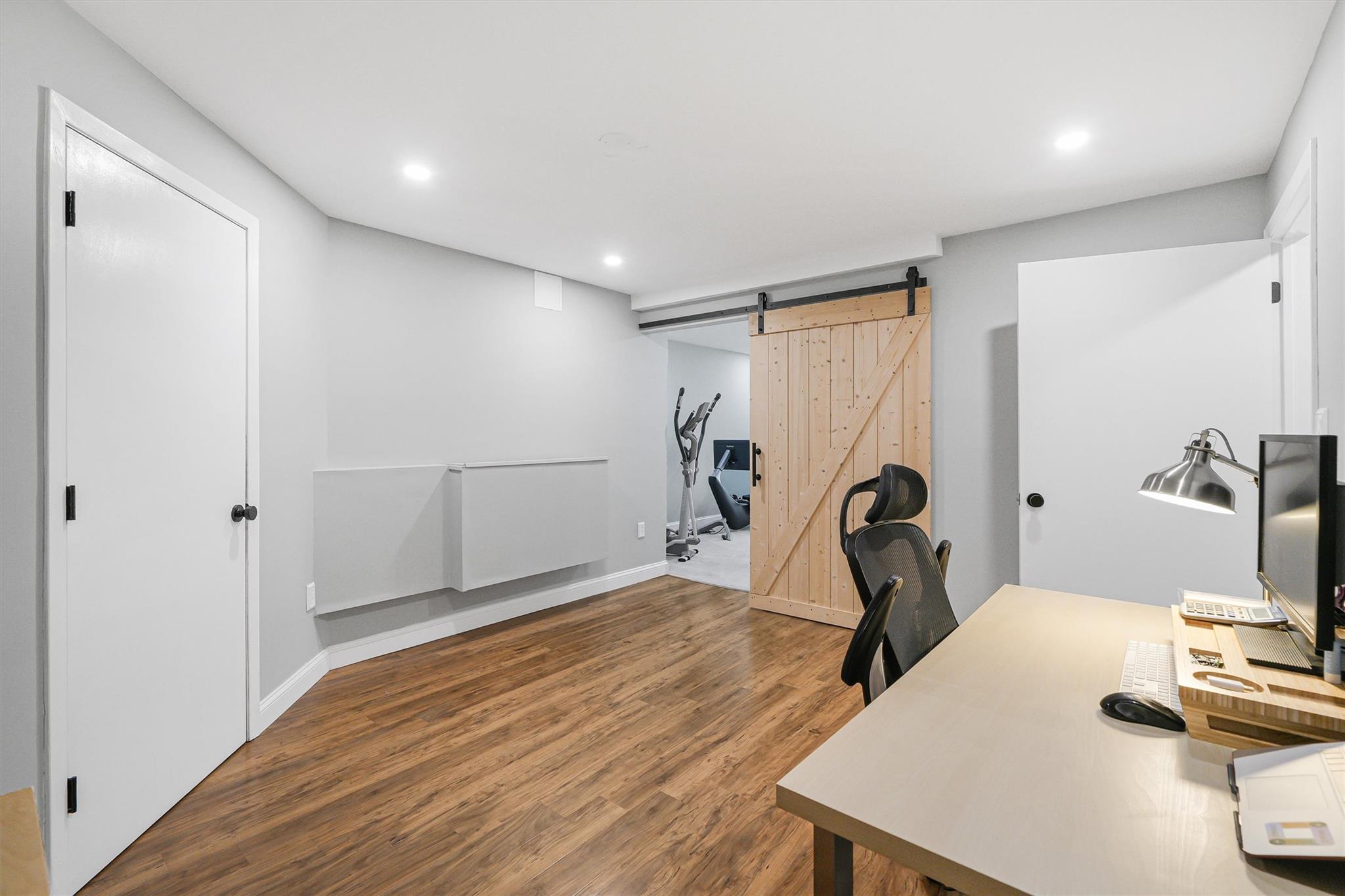 286 S Mountain Road, New City, New York image 32