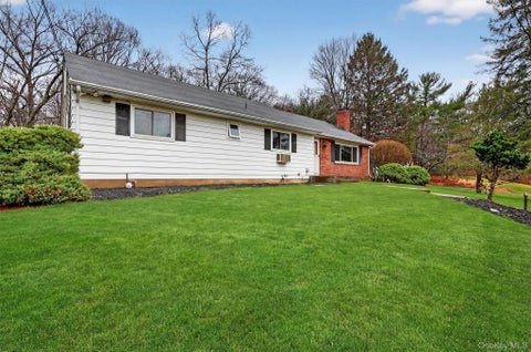 Homes For Sale - 5 River Road<br/> Suffern, NY 10901