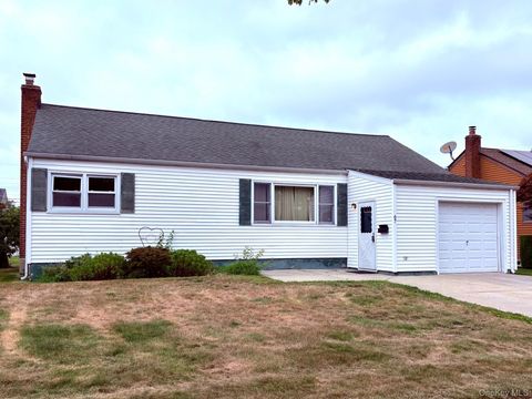 Homes For Sale - 67 Maple Drive<br/> Lindenhurst, NY 11757