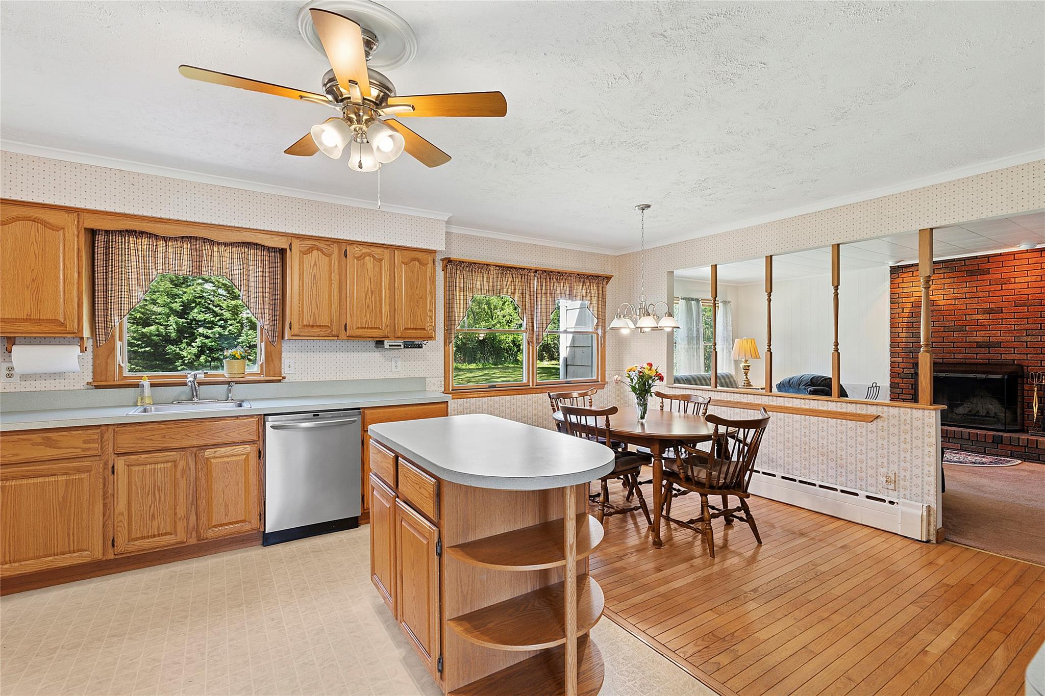 265 Custer Avenue, Southold, New York image 4