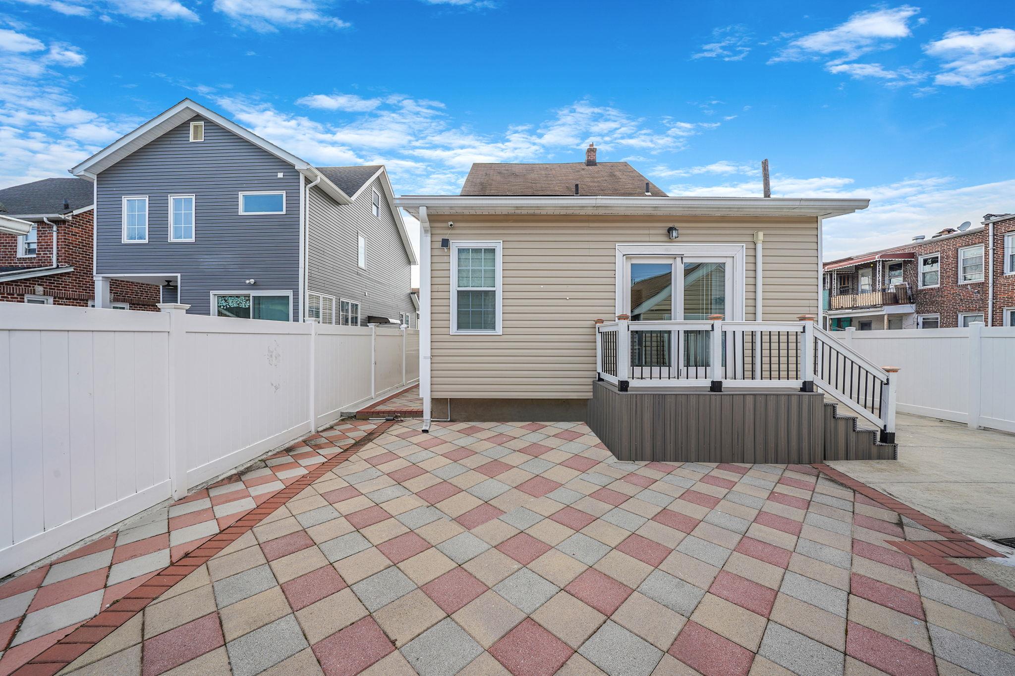 86-15 232 Street, Queens Village, New York image 28