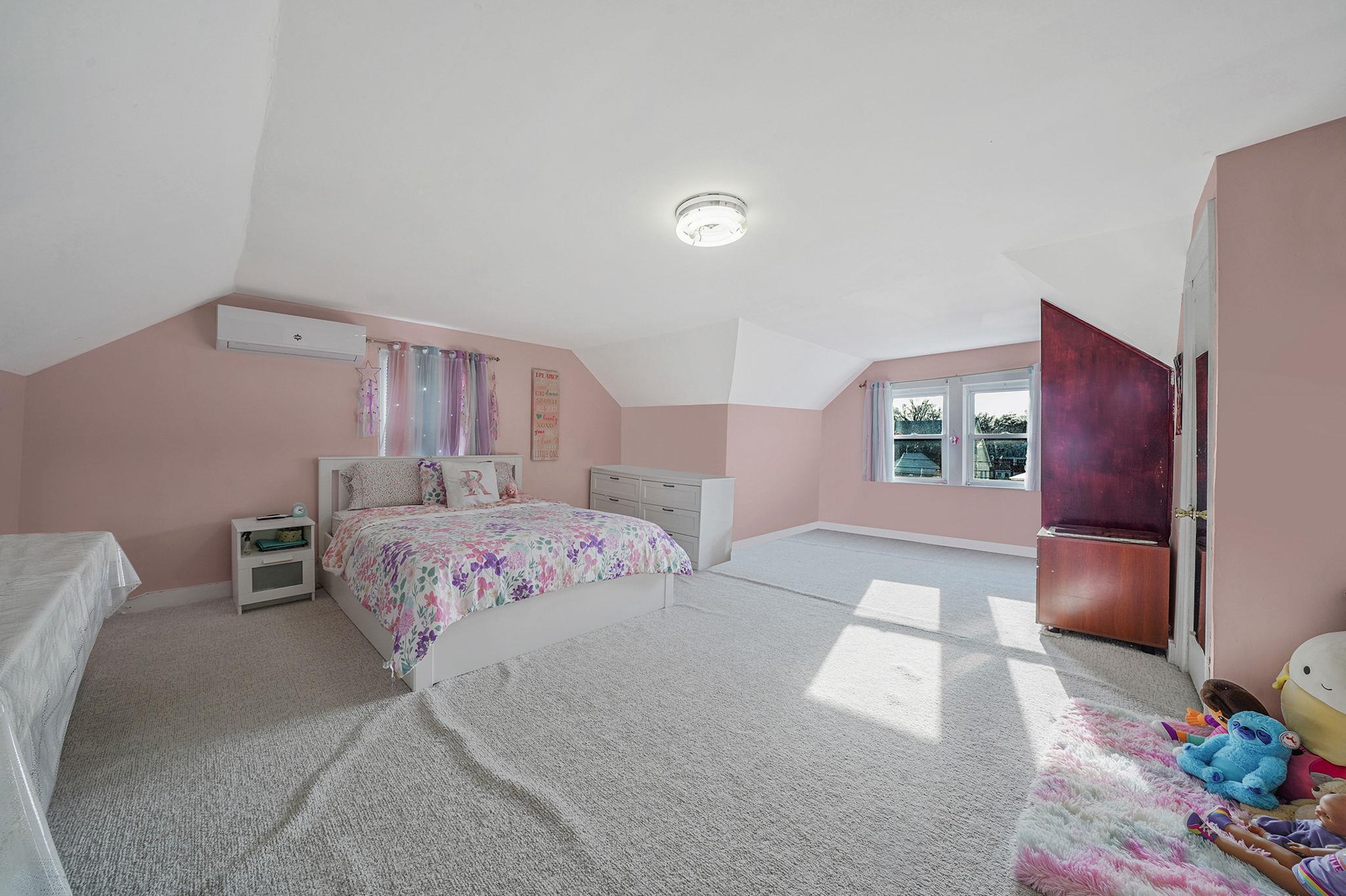 86-15 232 Street, Queens Village, New York image 25