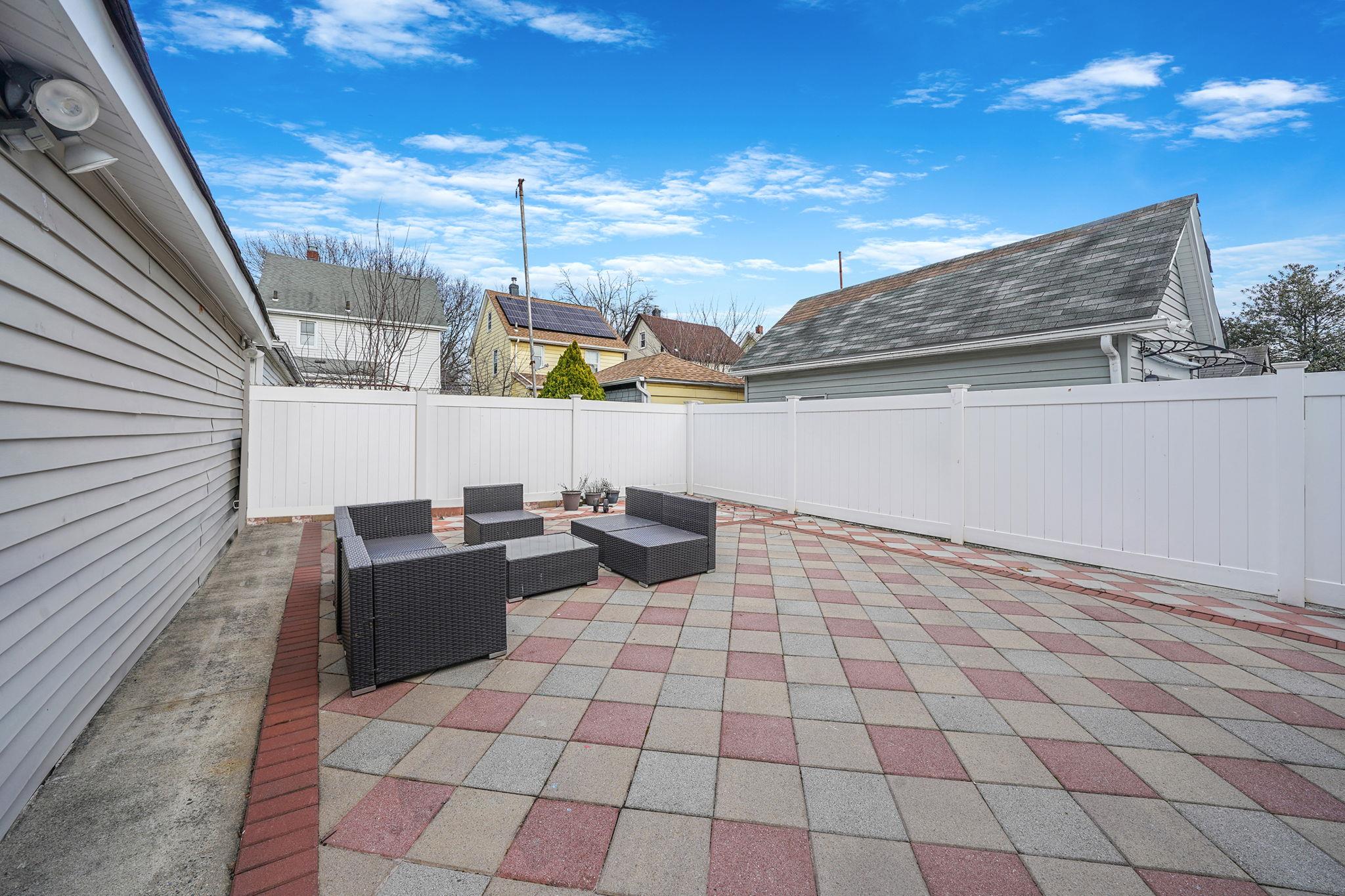 86-15 232 Street, Queens Village, New York image 30