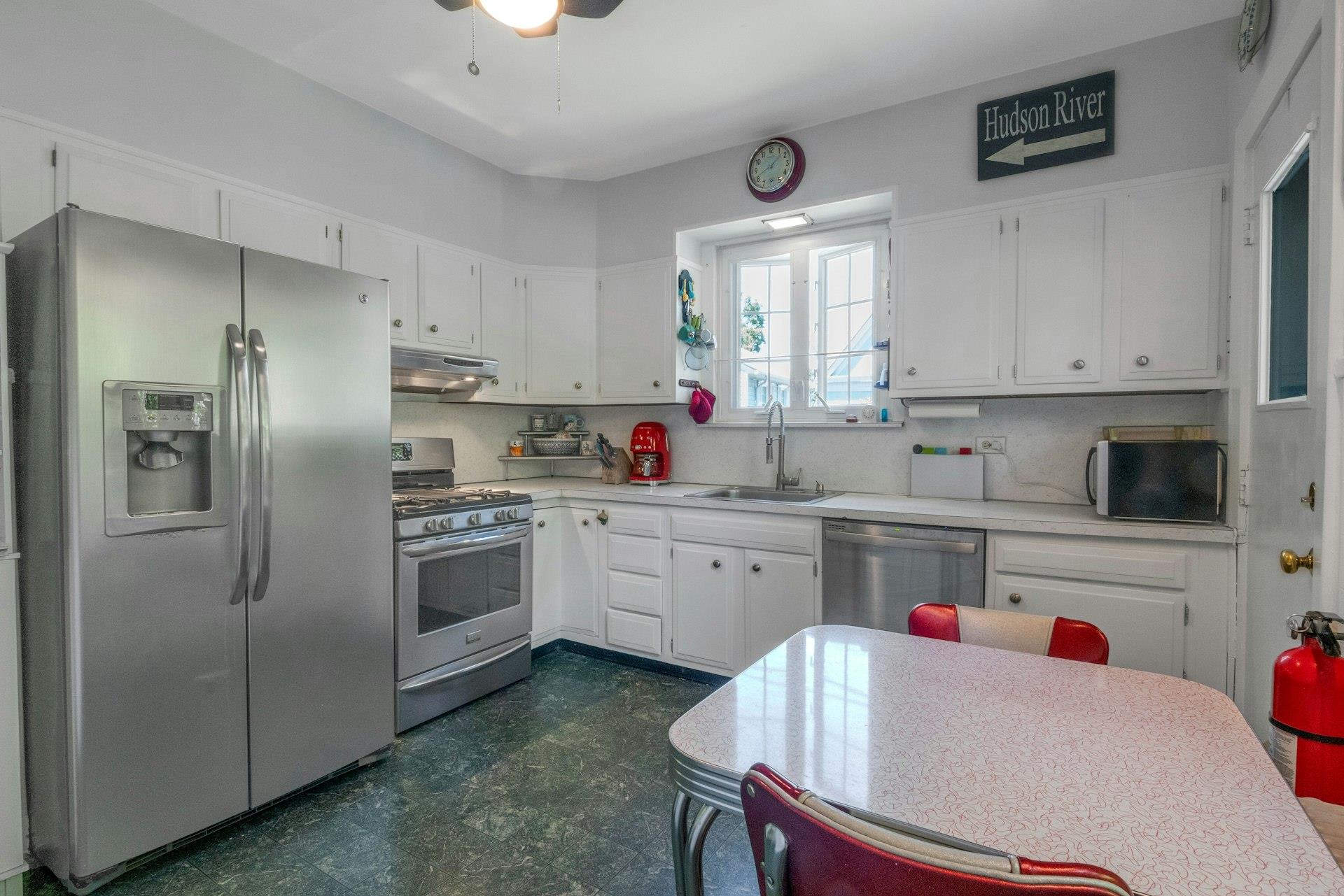 65 Hamilton Place, Tarrytown, New York image 8
