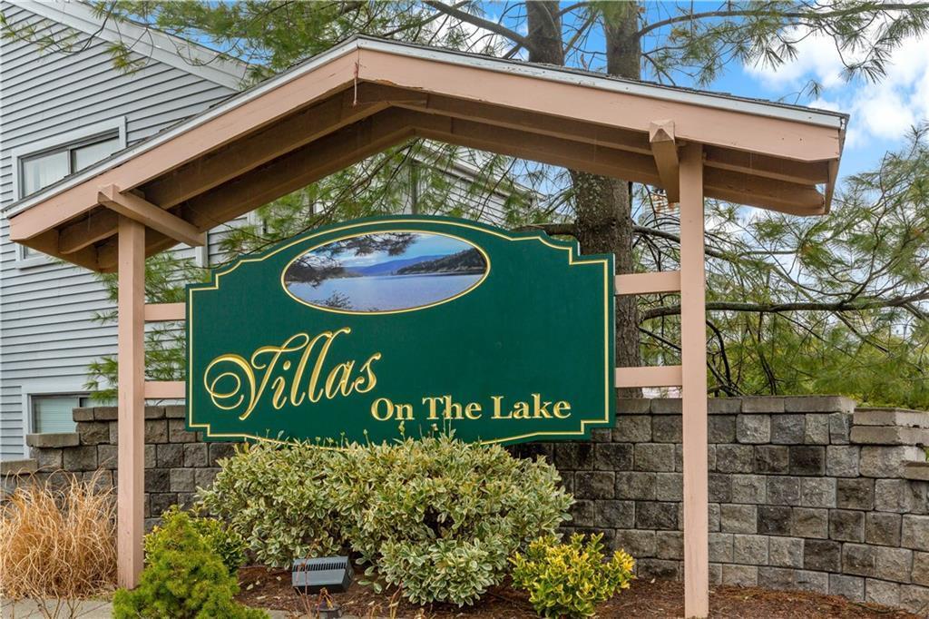 Property for Sale at Lake Ridge Cove, Mohegan Lake, New York - Bedrooms: 1 
Bathrooms: 1 
Rooms: 4  - $399,000