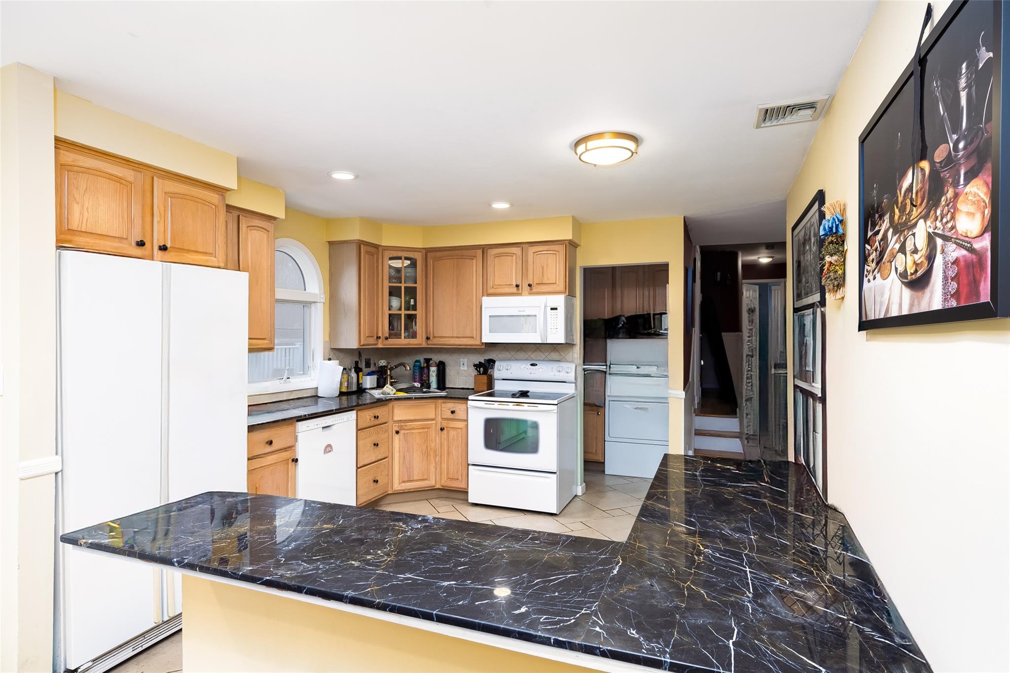 14 Groton Drive, Port Jefferson Station, New York image 9