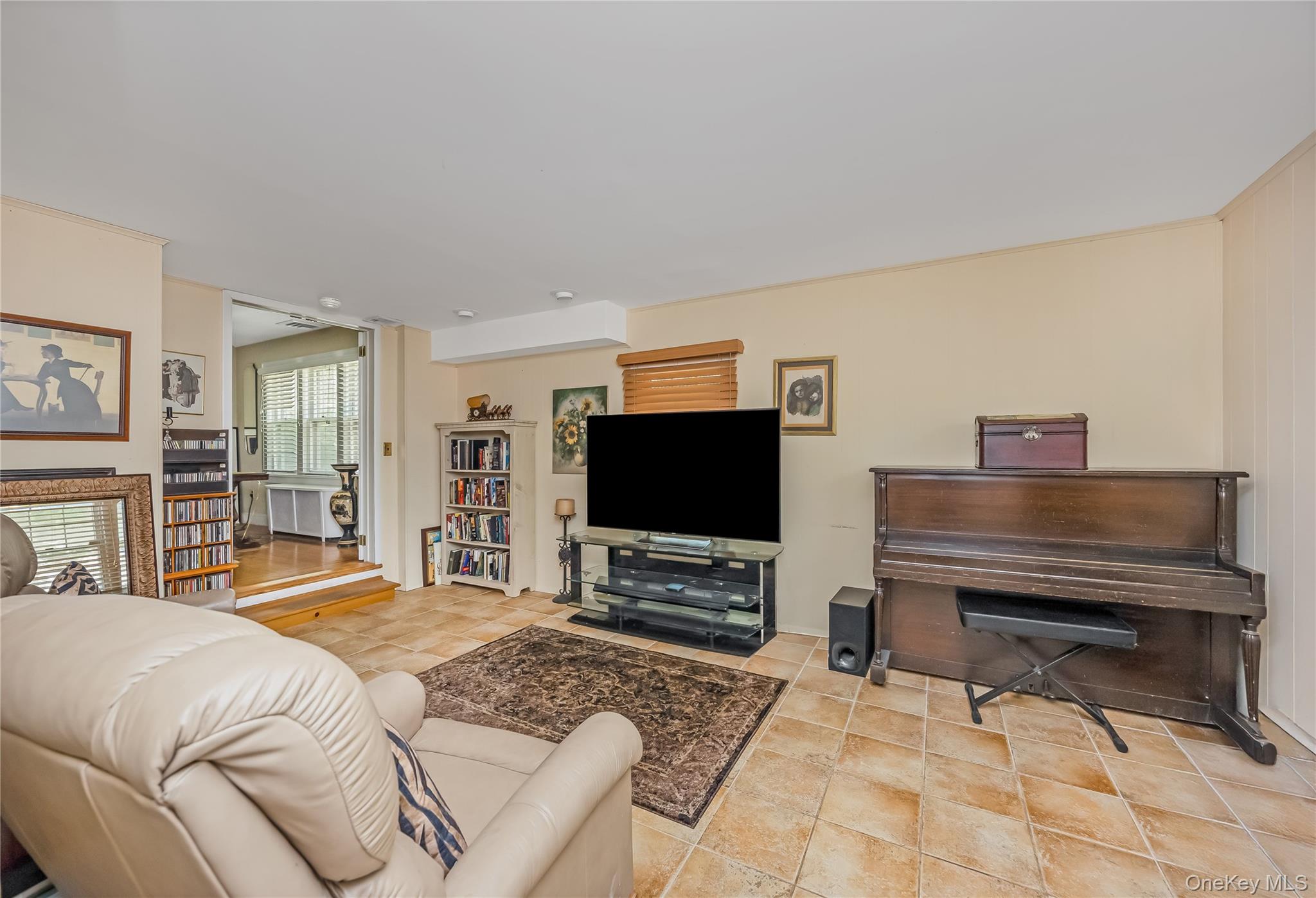 215 Melville Road