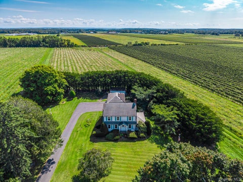 Homes For Sale - 29400 County Road 48<br/> Suffolk County, Peconic, NY 11958