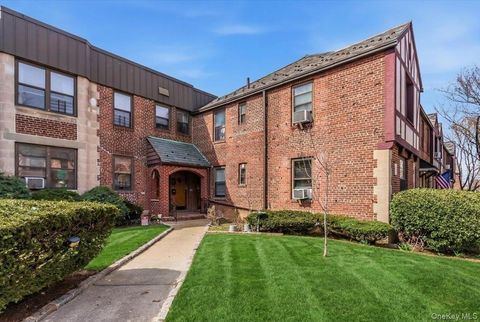 Condo For Sale - 21-36 77th Street<br/> East Elmhurst, NY 11370
