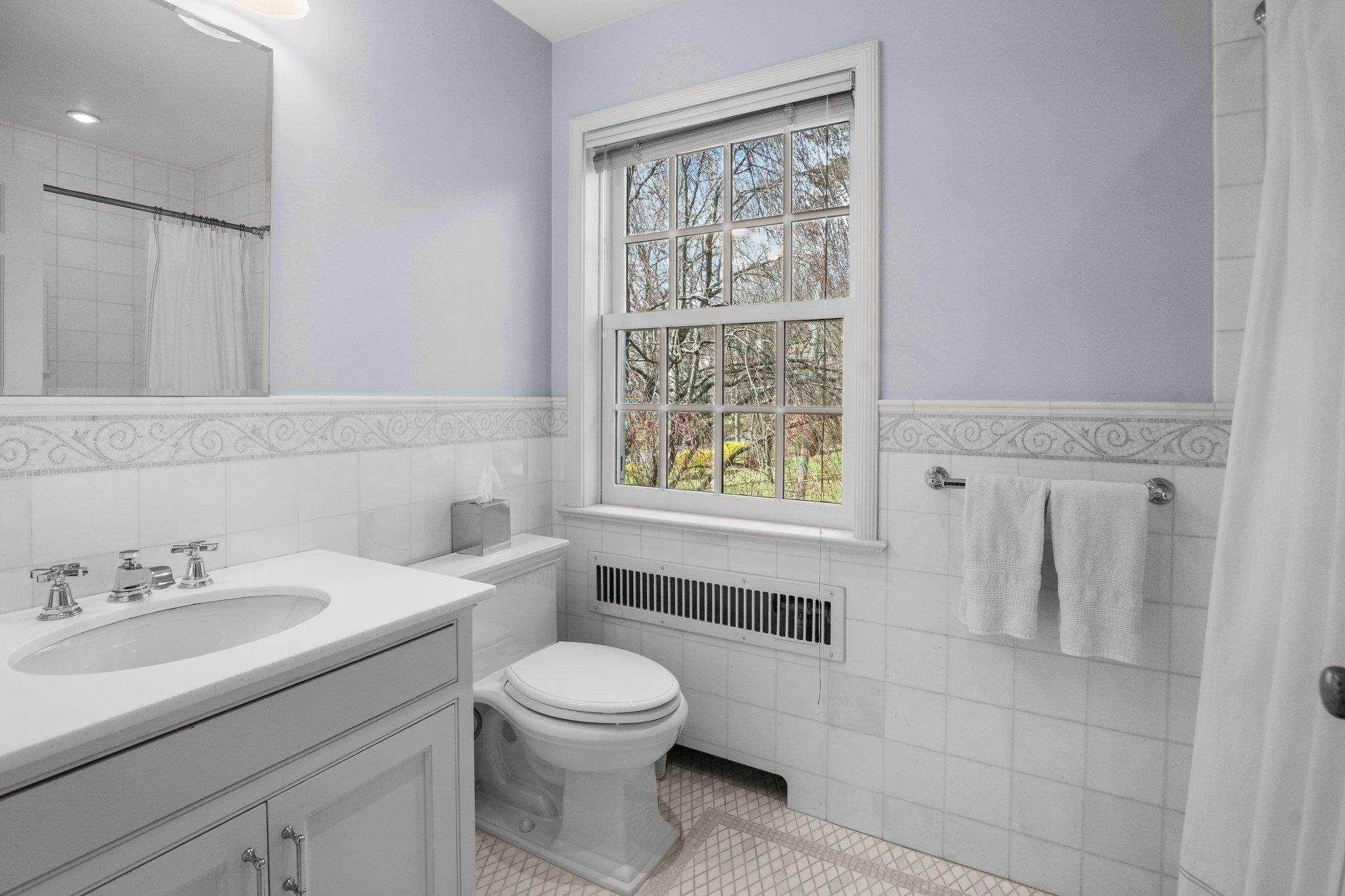 26 Oxford Road, Scarsdale, Florida image 19