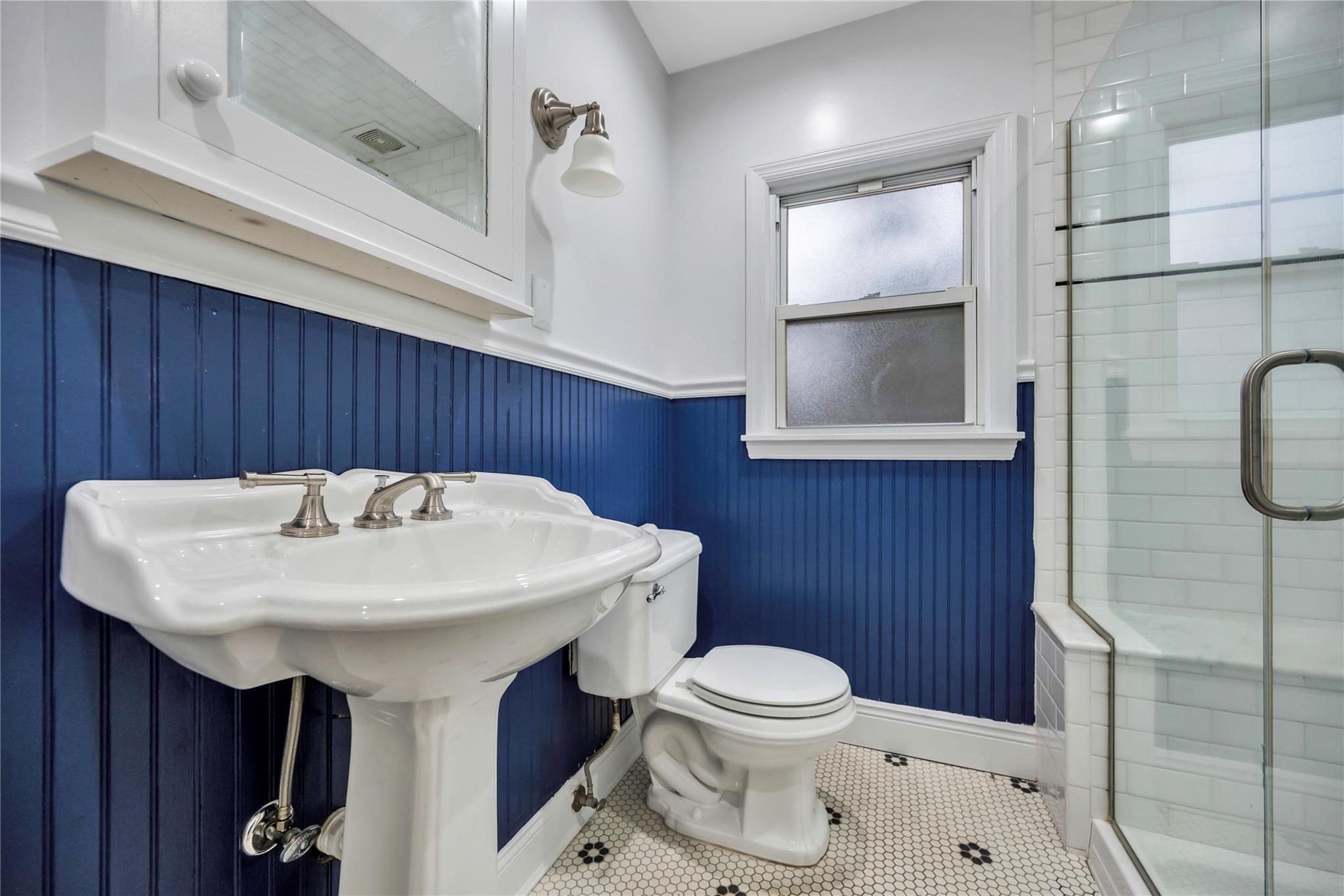 503 Bayville Road, Lattingtown, New York image 12