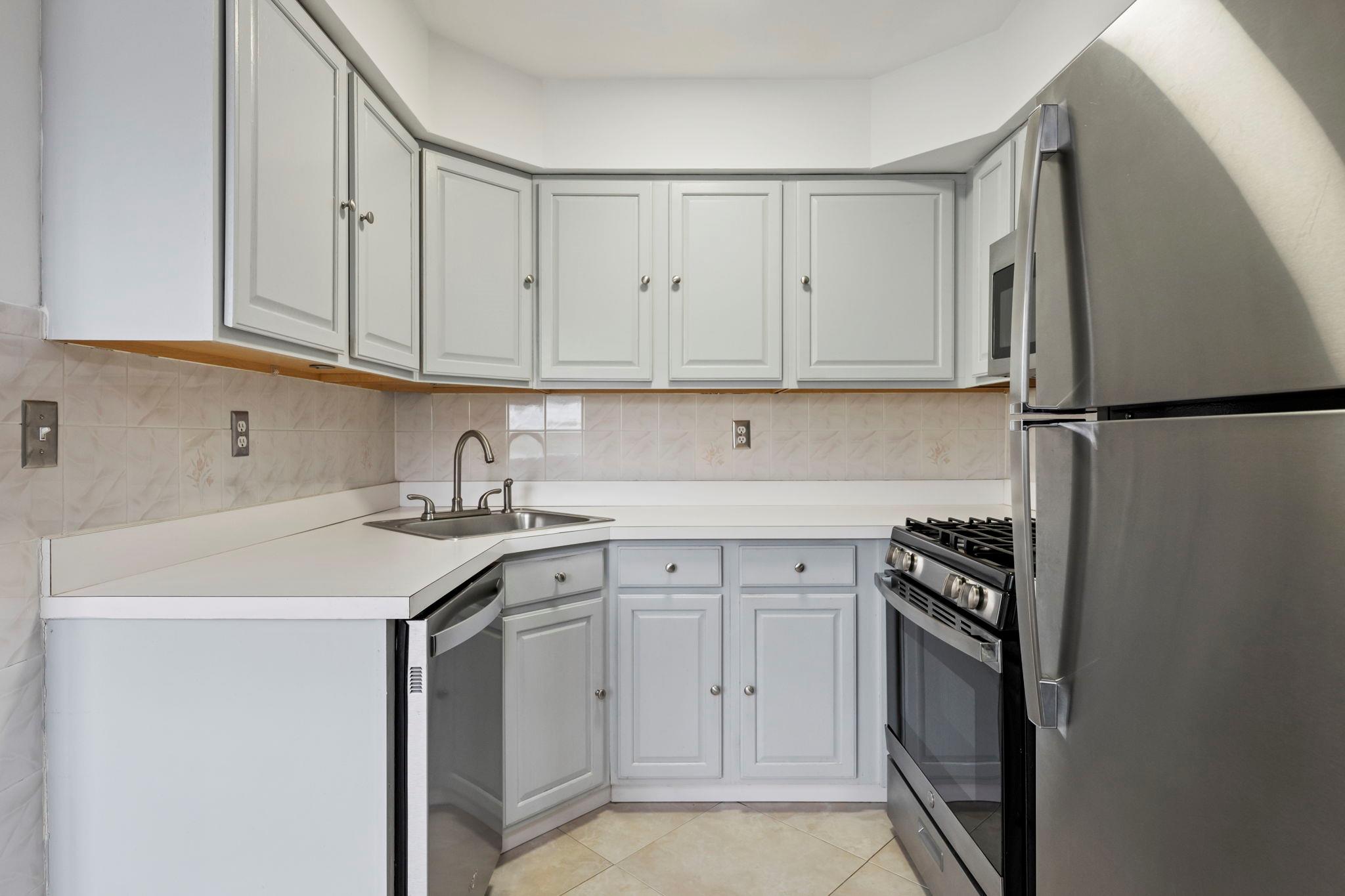 150 Northview Court, Staten Island, New York image 7