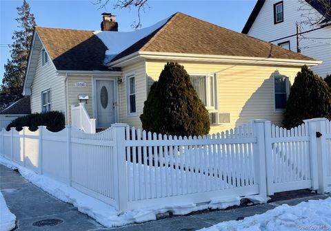 Homes For Sale - 137-03 244th Street<br/> Rosedale, NY 11422