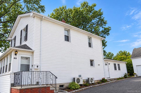 Multifamily For Rent - 65 S Fulton Street #2<br/> Nassau County, Westbury, NY 11590