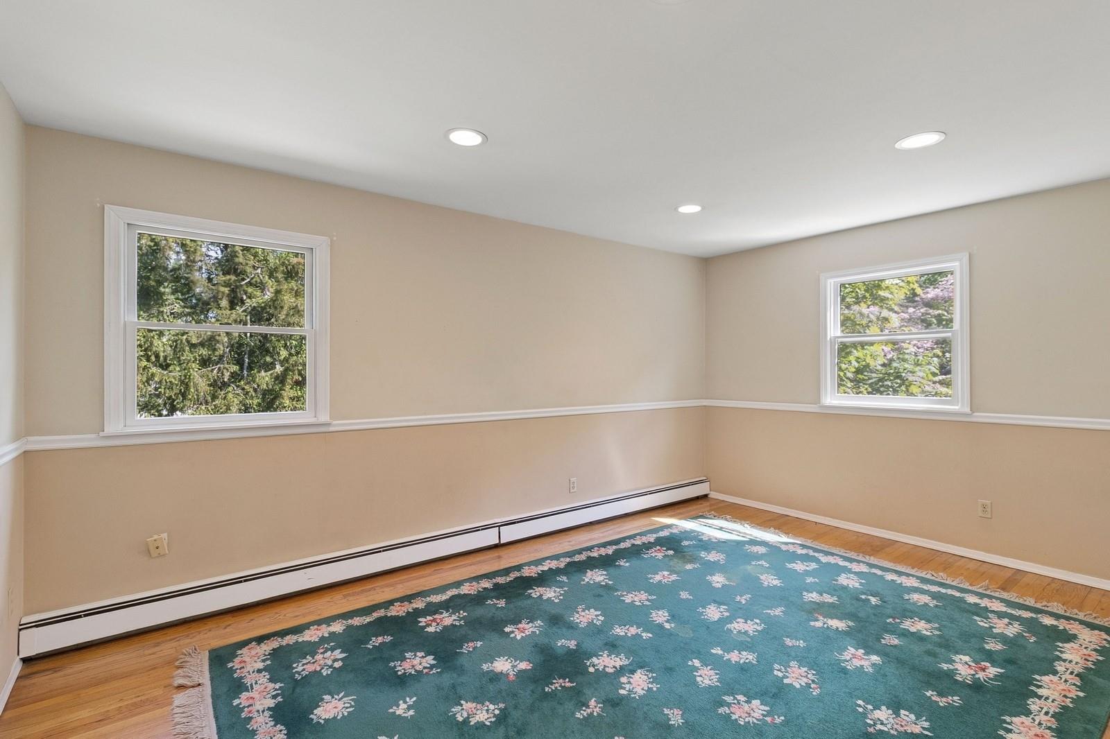 126 Carley Avenue, Huntington, New York image 23