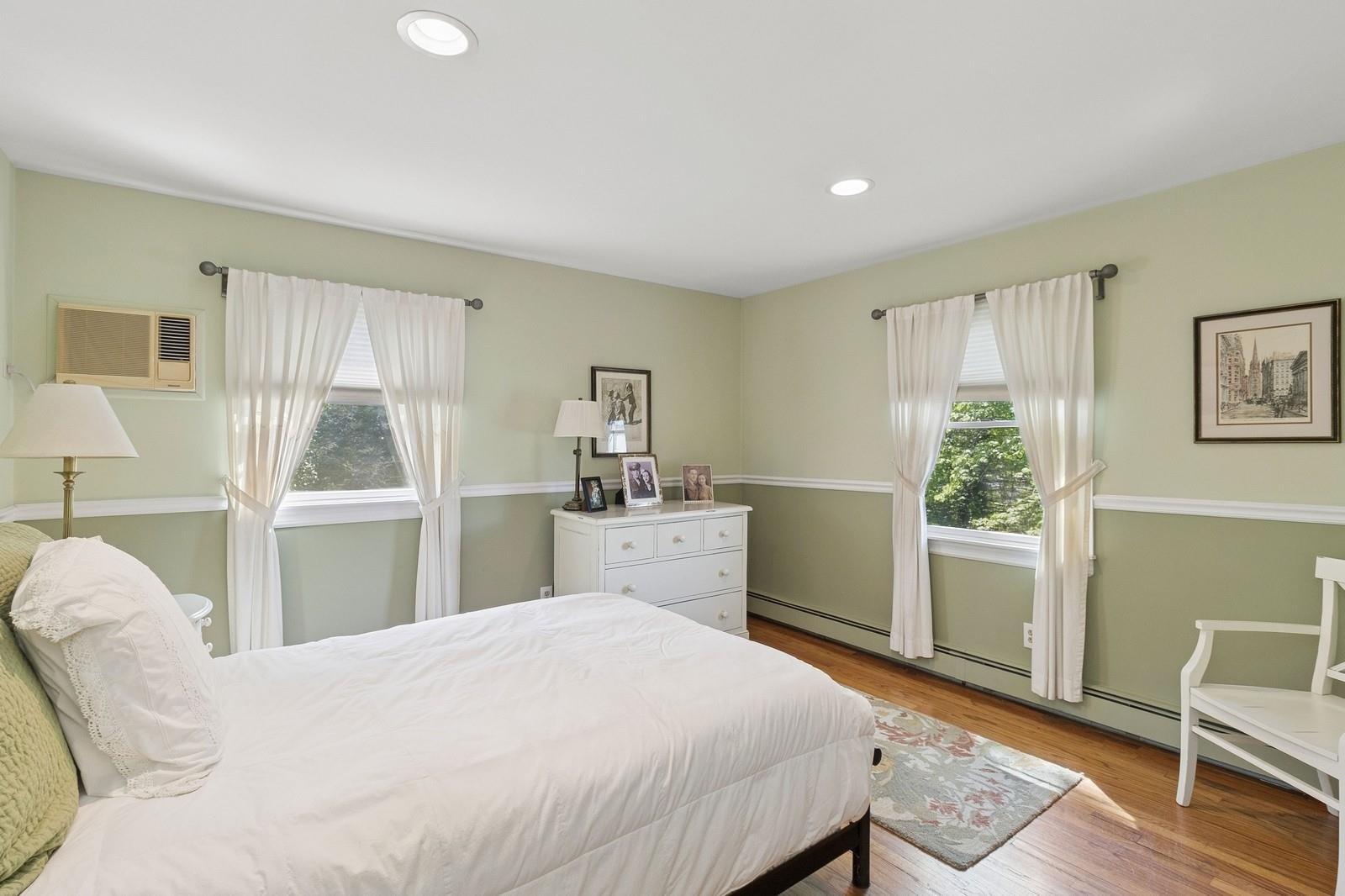 126 Carley Avenue, Huntington, New York image 24