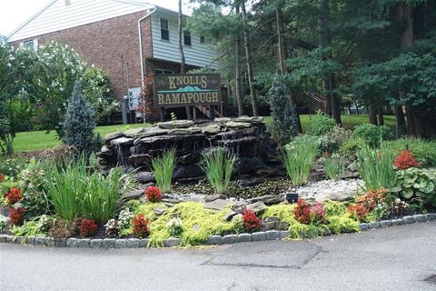 572 Lenape Court Suffern NY 10901