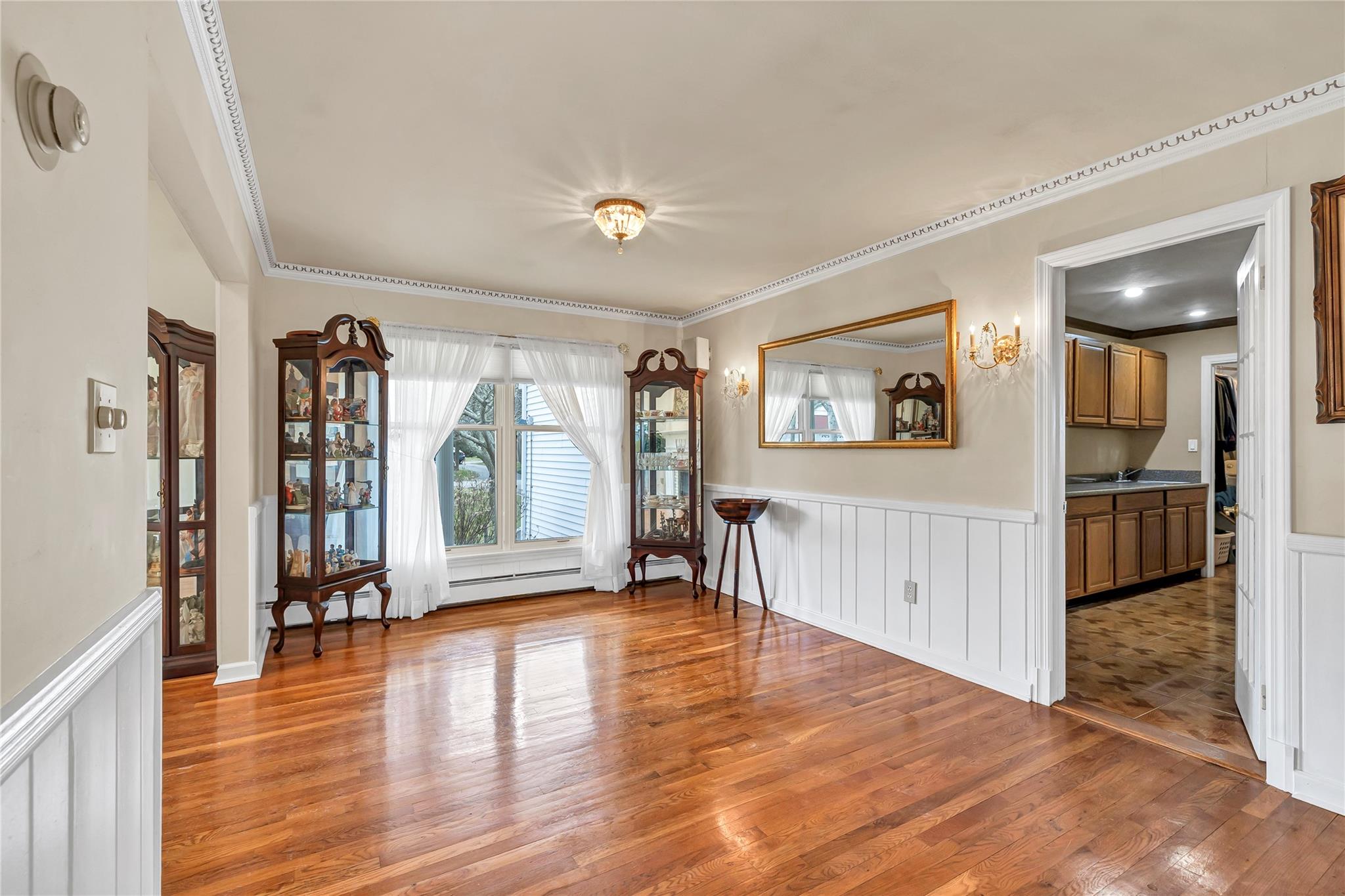 20 Oak Lane, Hampton Bays, New York image 15