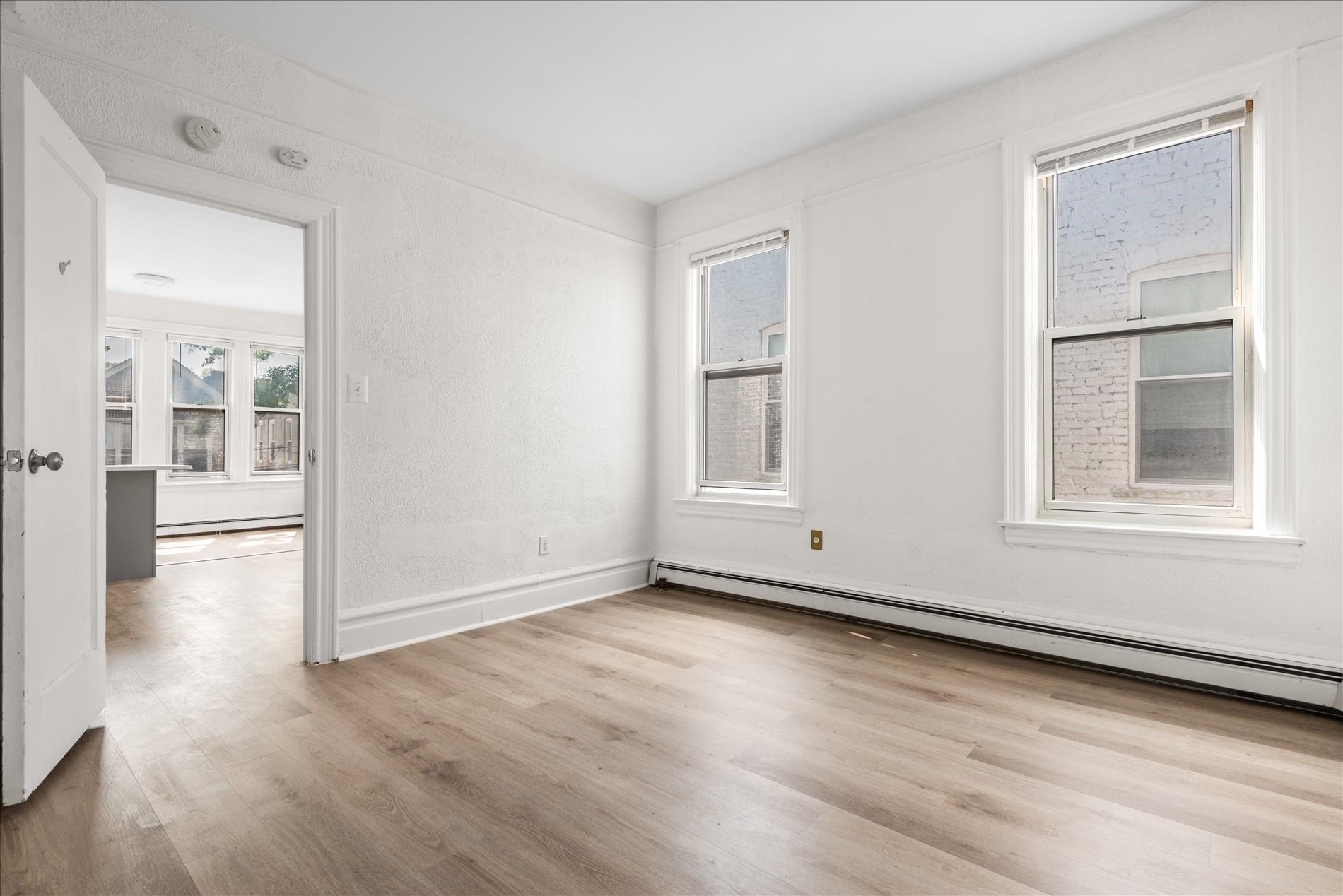 81st Avenue, Glendale, Queens, NY - 1 Bedrooms  
1 Bathrooms - 