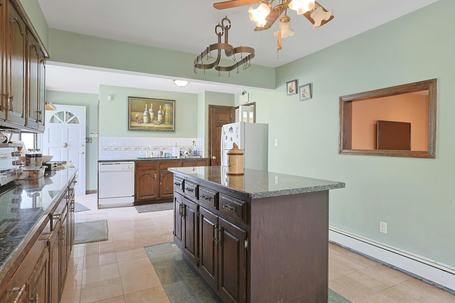 45 Oak Road, Briarcliff Manor, New York image 9