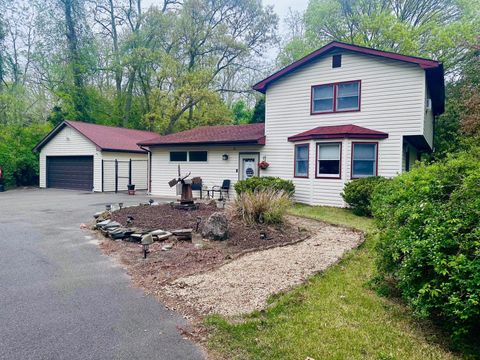 11 Mooney Pond Road Coram NY 11727