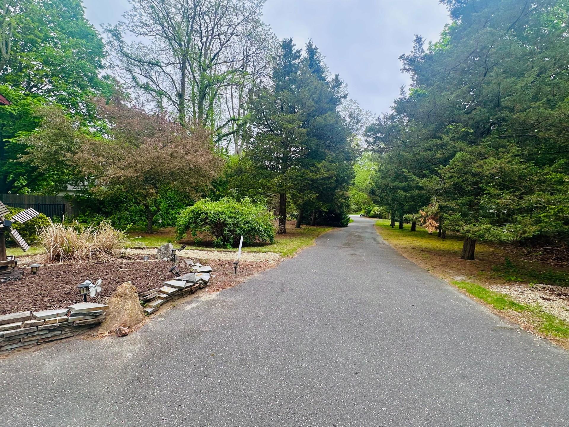 11 Mooney Pond Road, Coram, New York image 21