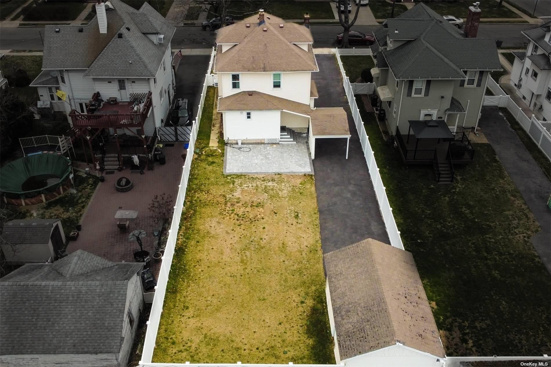 23 Garfield Pl, East Rockaway, New York image 6