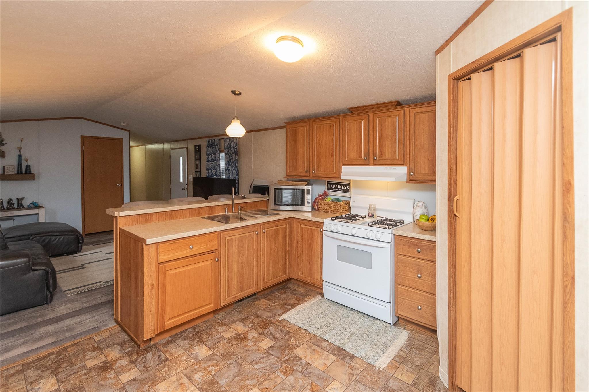 5 N Lily Court, Highland Mills, New York image 14