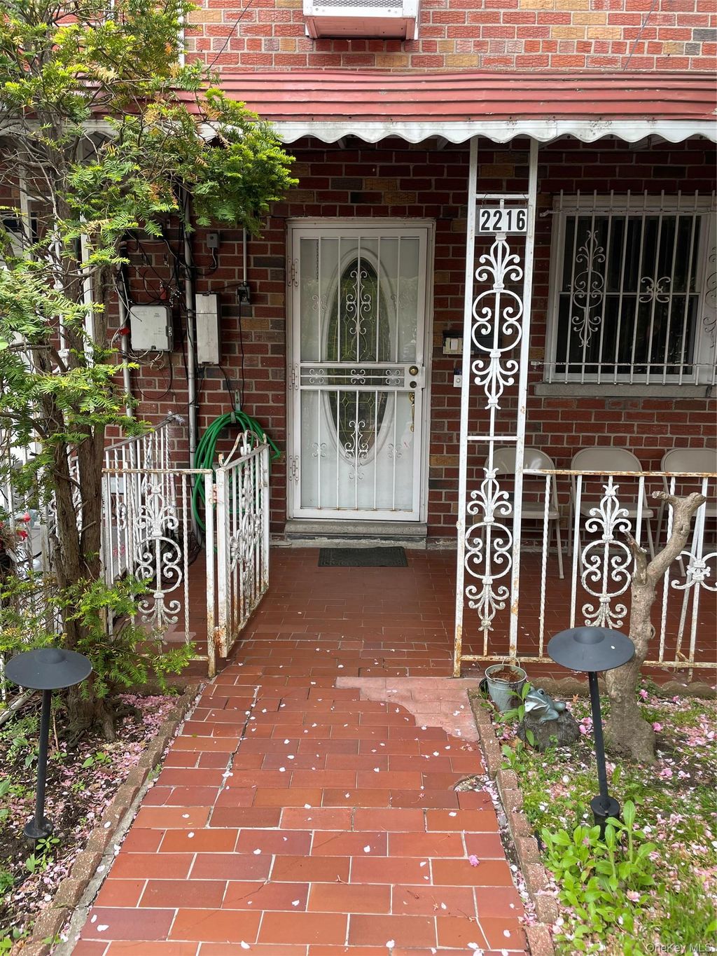 Photo of 2216 Seward Avenue, Bronx, NY 10473 (MLS # 993918)
