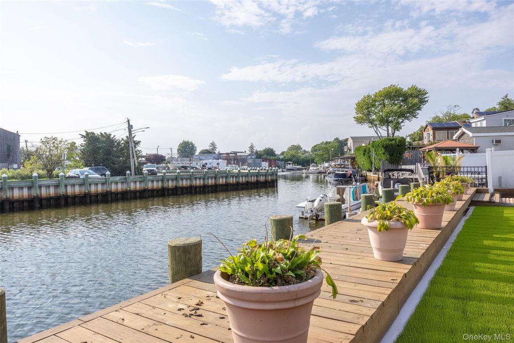 Photo of 2436 Hempstead Lane, Wantagh, NY 11793 (MLS # 960522)