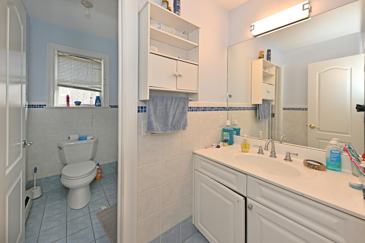 9 Whisper Lane, Suffern, New York image 21