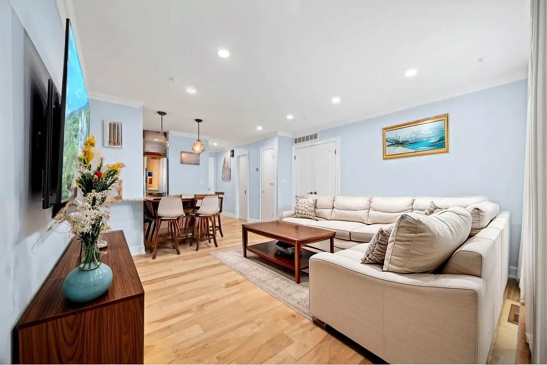 355 Old Tarrytown Road #603, White Plains, New York image 3