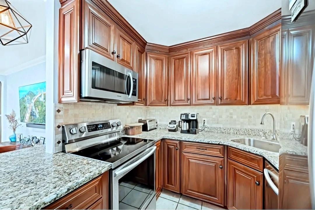 355 Old Tarrytown Road #603, White Plains, New York image 9