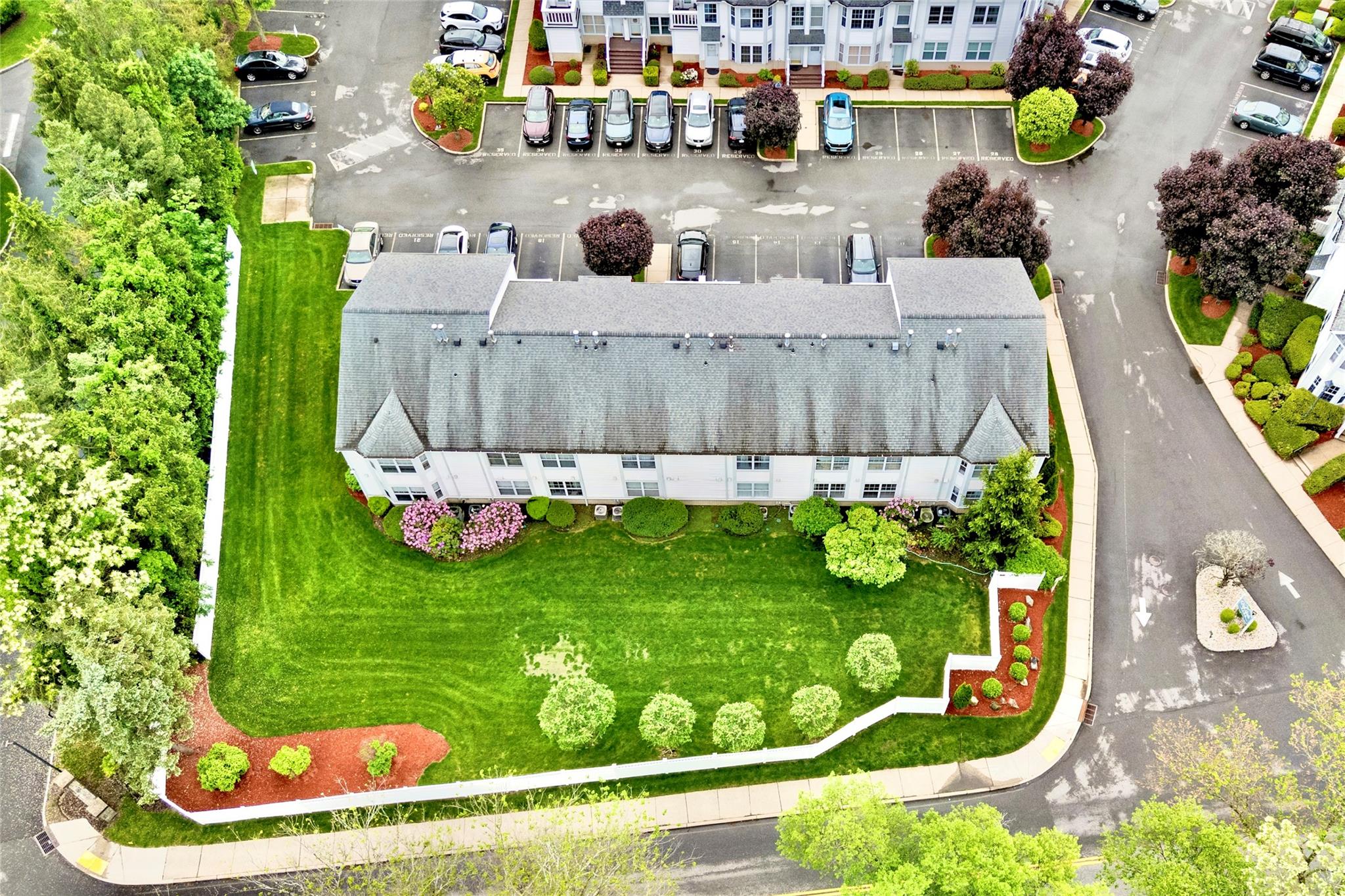355 Old Tarrytown Road #603, White Plains, New York image 14