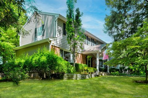 26 Polly Drive Huntington NY 11743