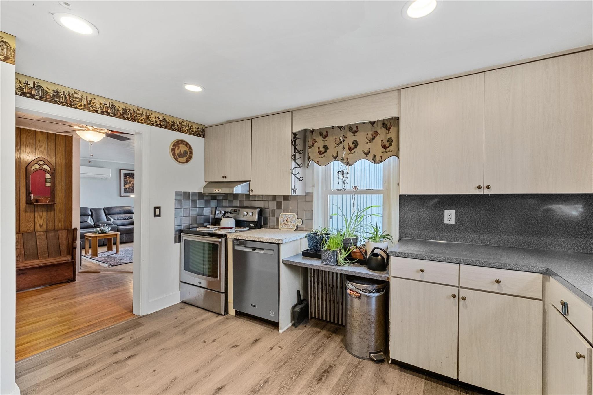 224 Manchester Road, Poughkeepsie, New York image 14