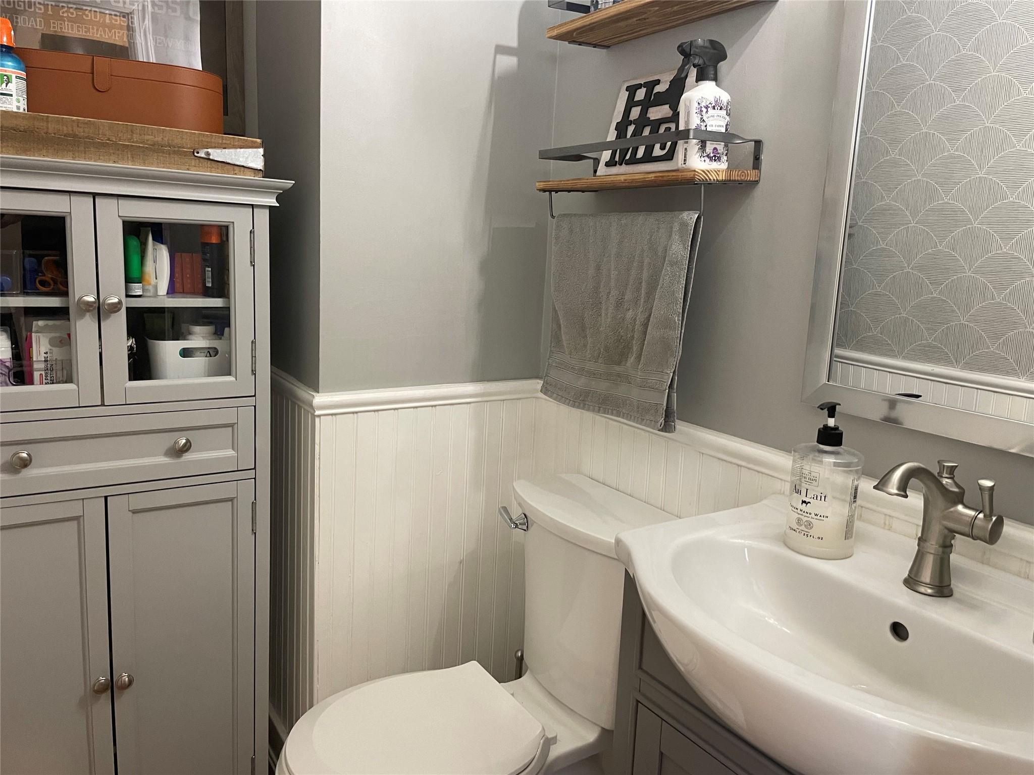 20 Vail Avenue, East Quogue, New York image 19