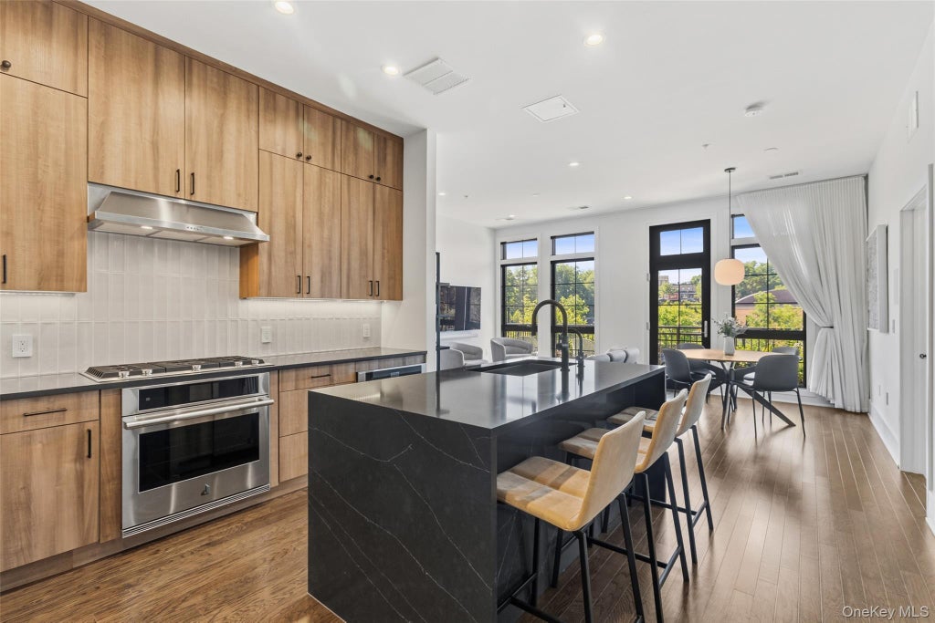 Photo of 100 Legend Drive #206, Sleepy Hollow, NY 10591 (MLS # 1010826)