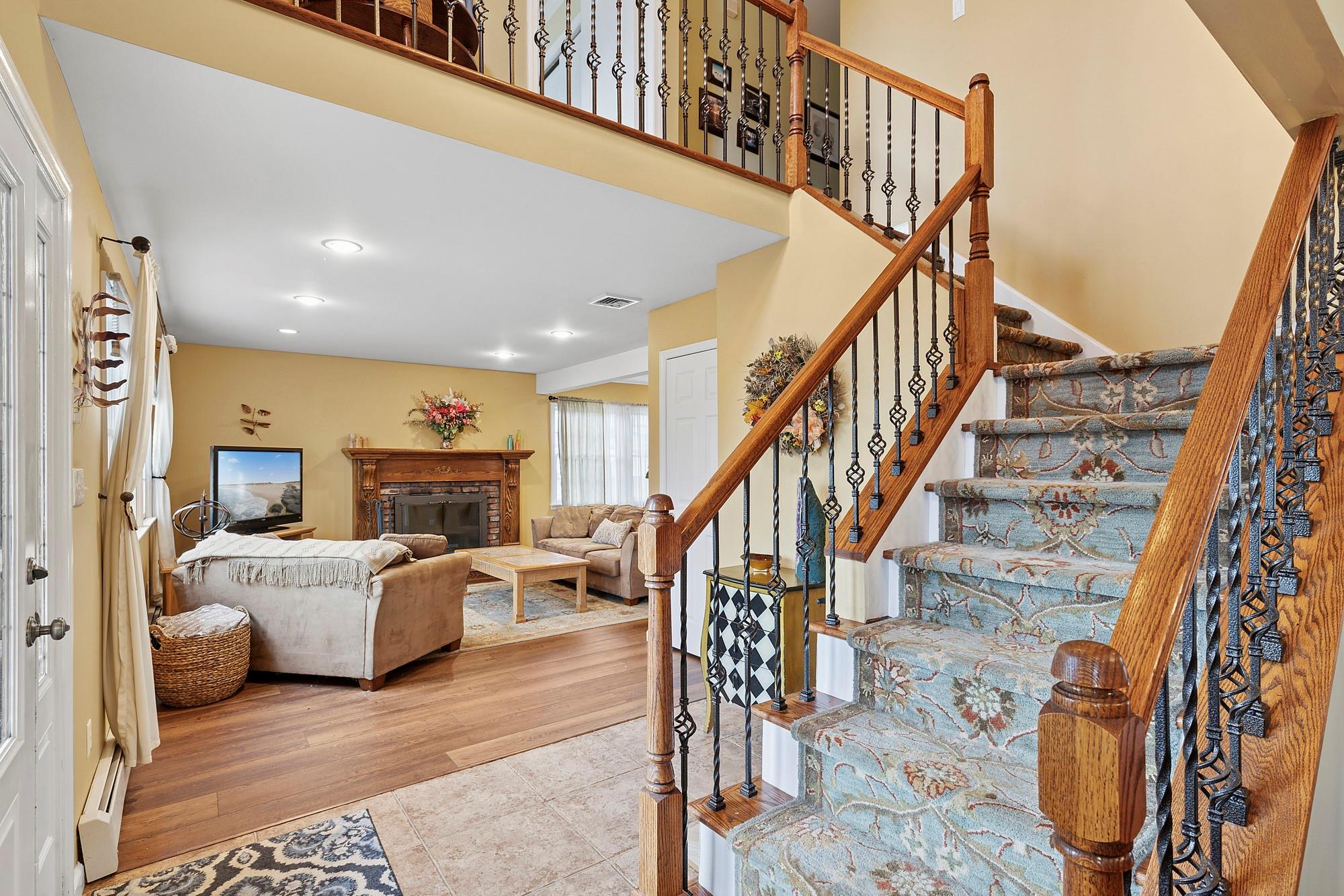 37 Newport Beach Boulevard, East Moriches, New York image 5