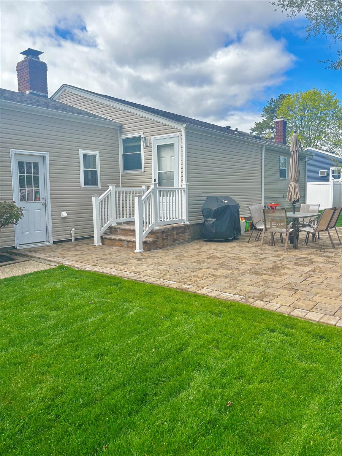 53 1st Street, Brentwood, New York image 17