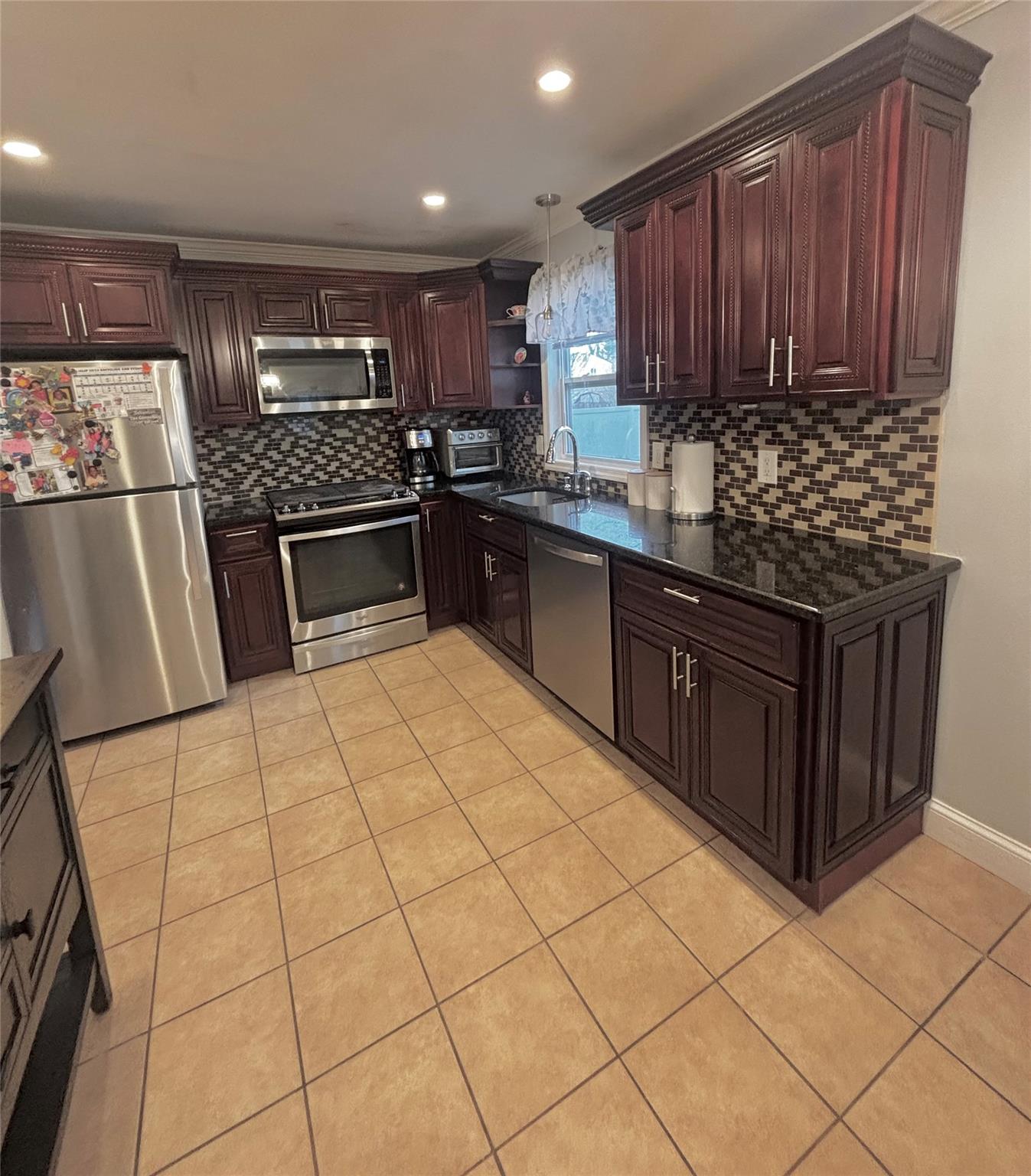 53 1st Street, Brentwood, New York image 10