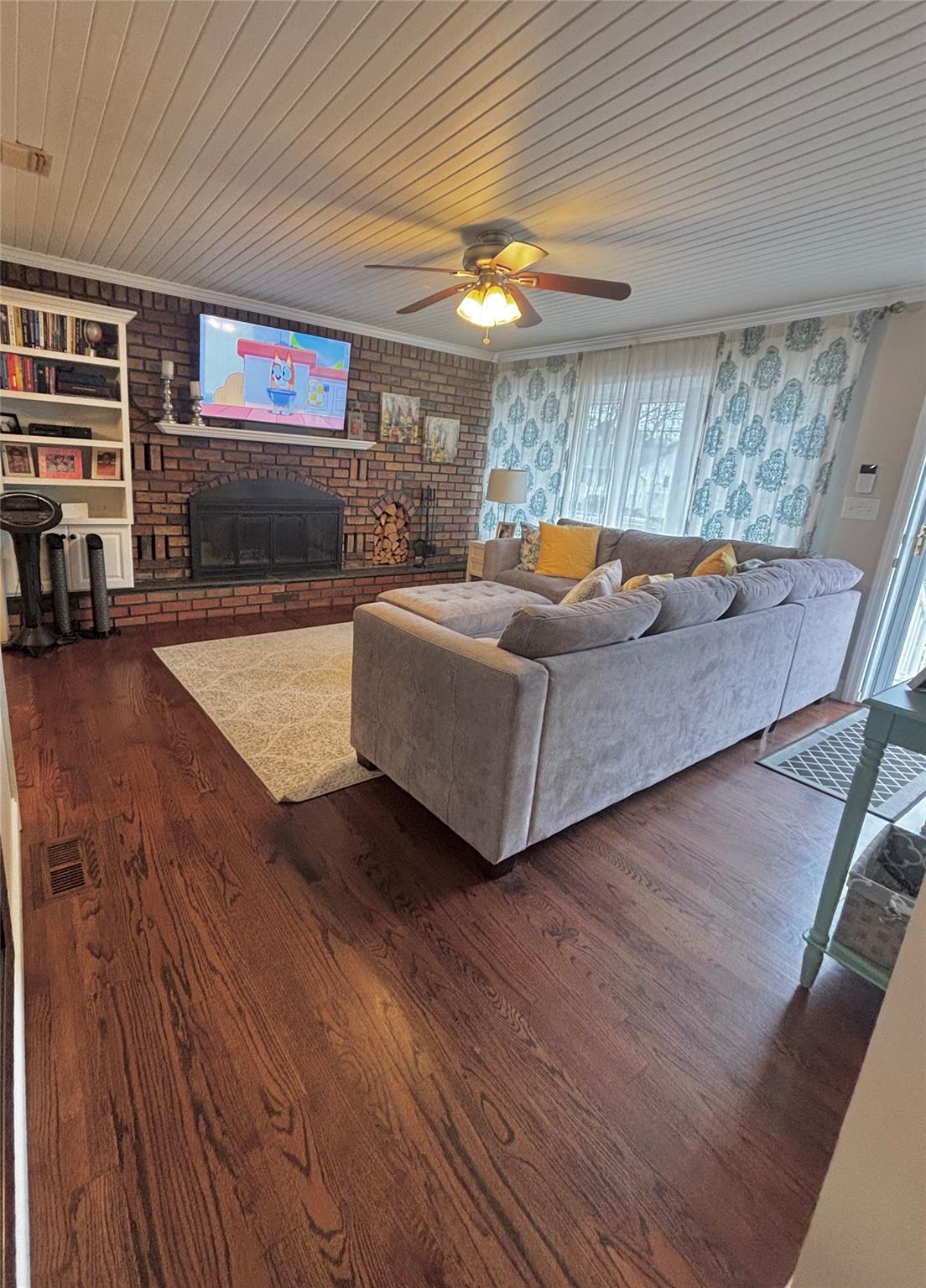 53 1st Street, Brentwood, New York image 7