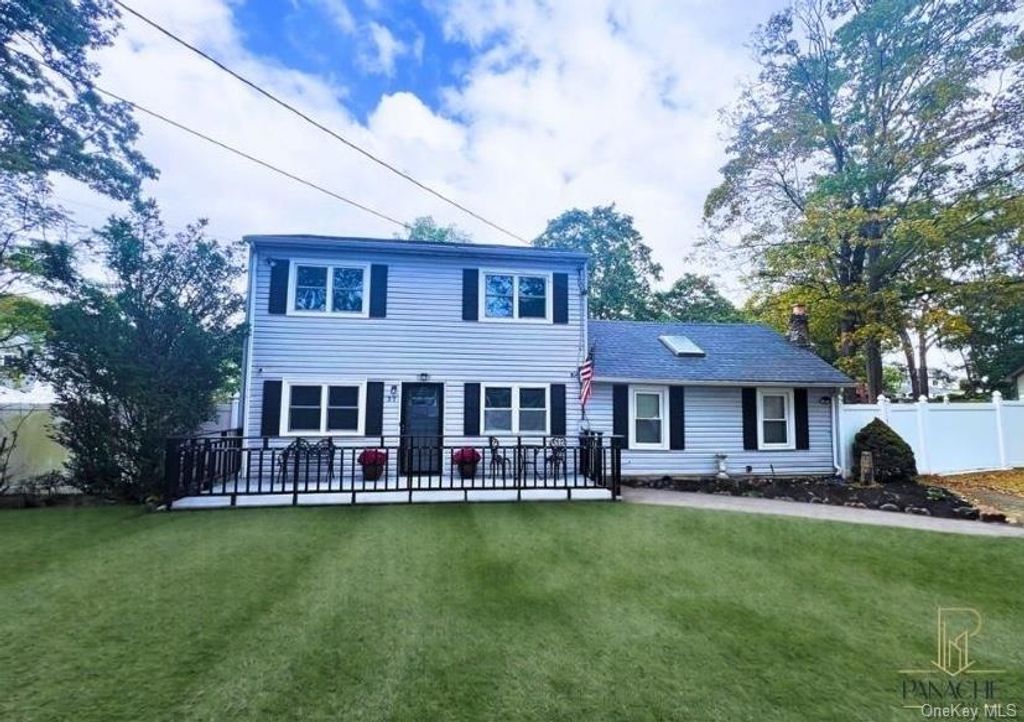 Photo of 37 Lake Grove Boulevard, Brookhaven, NY 11720 (MLS # 922139)