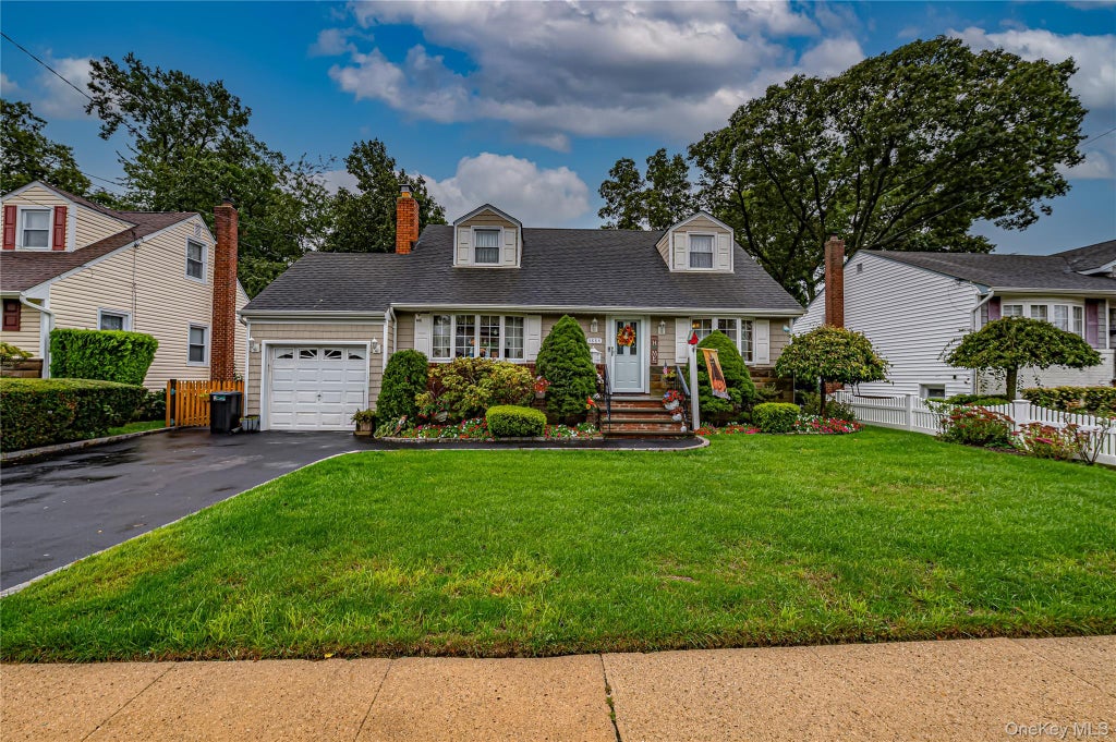 Photo of 3884 Lincoln Street, Seaford, NY 11783 (MLS # 1056444)