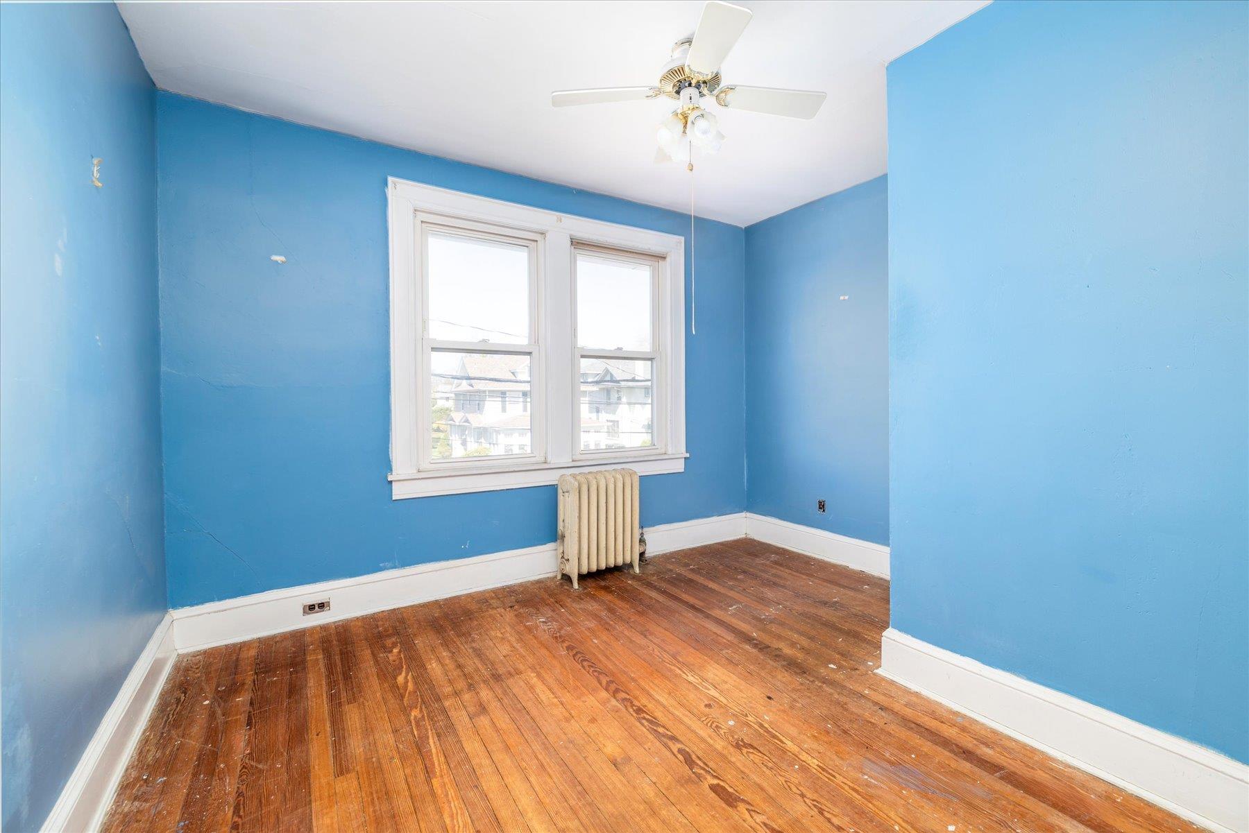 81 Liberty Avenue, Rockville Centre, New York image 13
