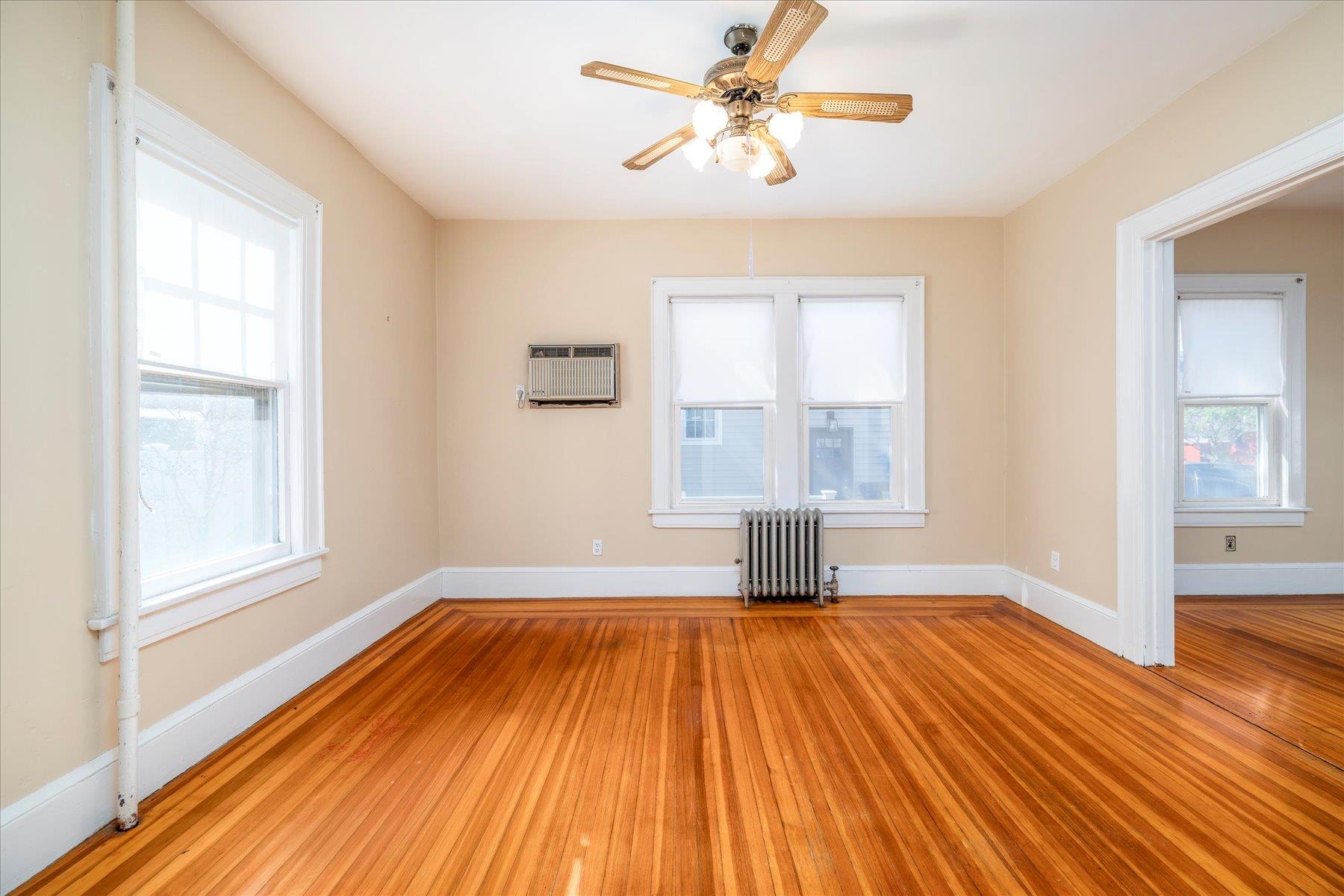 81 Liberty Avenue, Rockville Centre, New York image 9