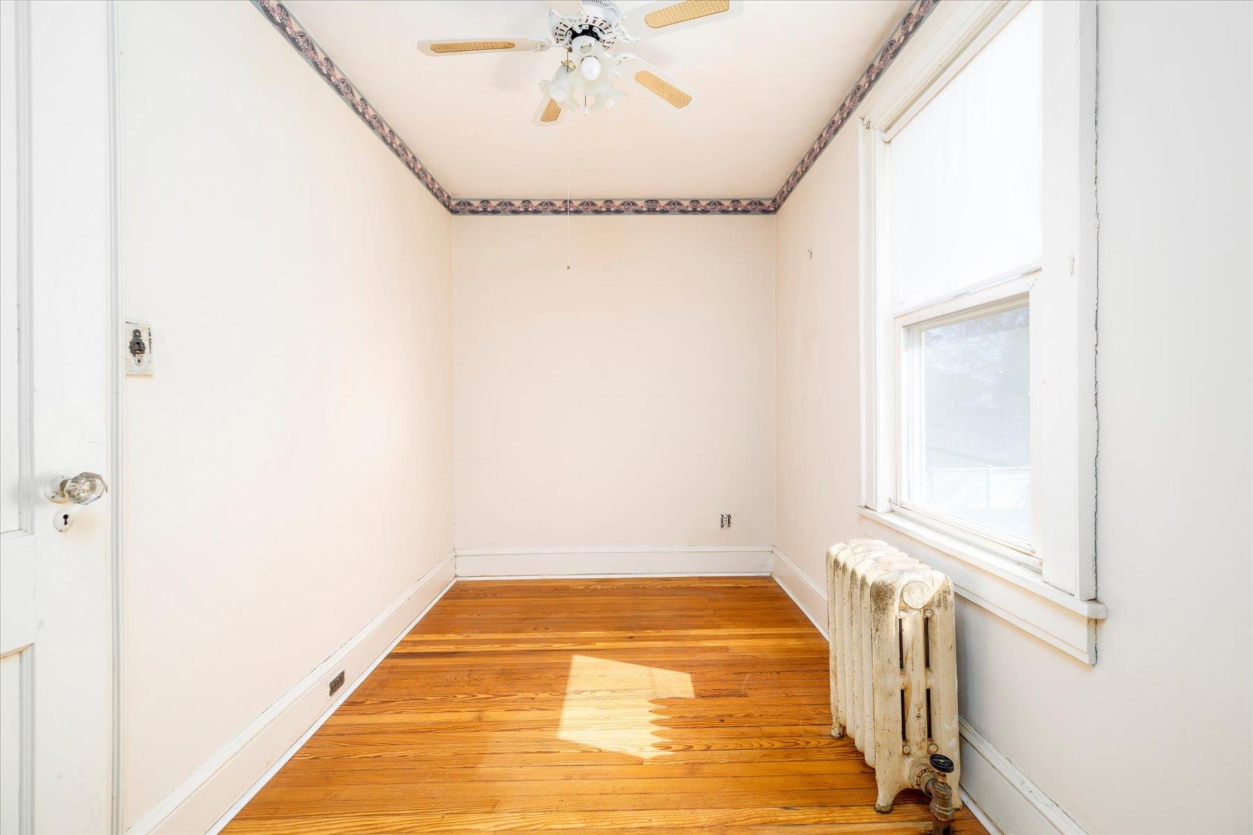 81 Liberty Avenue, Rockville Centre, New York image 16