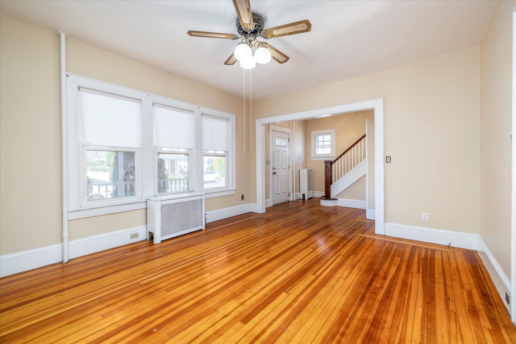 81 Liberty Avenue, Rockville Centre, New York image 8